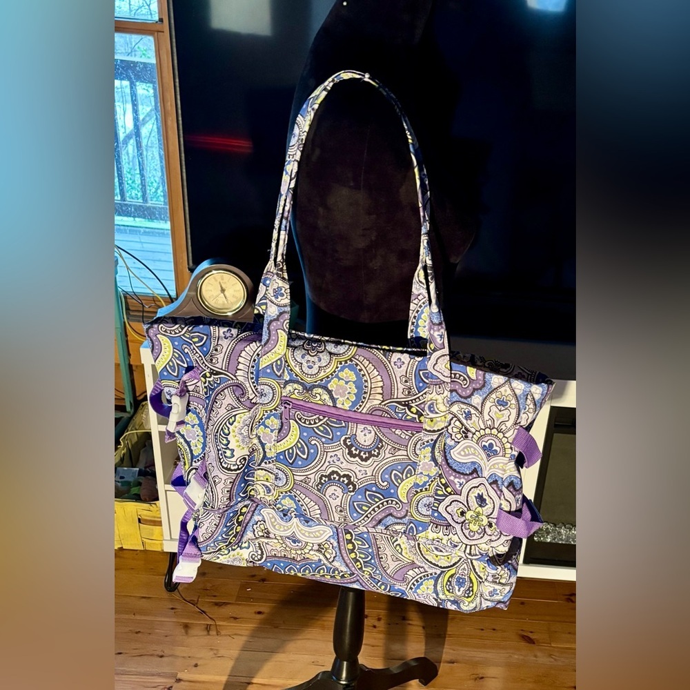 🏖️Laura Ashley “Seaside” Beach Tote w/Attached Coordinating Pouch🏖️ NWOT
